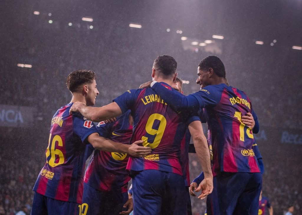 Barcelona Bangkit di Balaídos